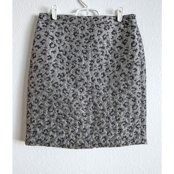 LOFT Silver & Black Leopard Print Skirt Size 6 - Picture 2 of 10